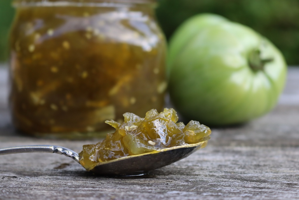 Green tomato jam