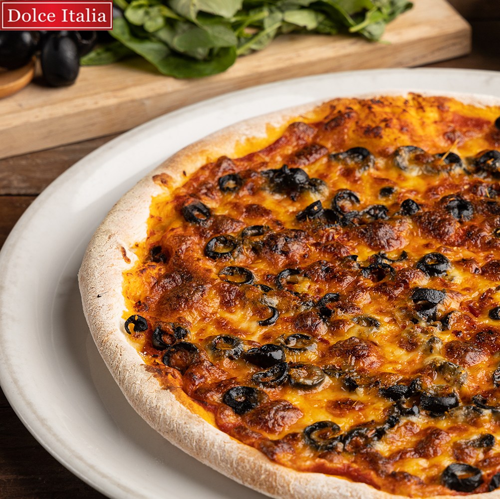 Spicy cheese pizza 