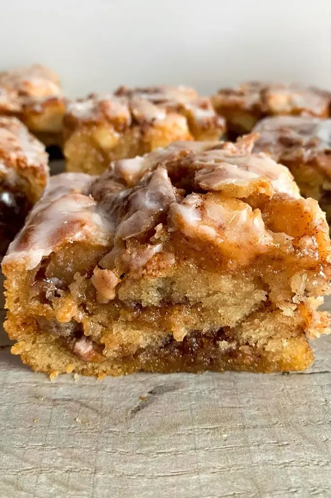 Apple Cake 